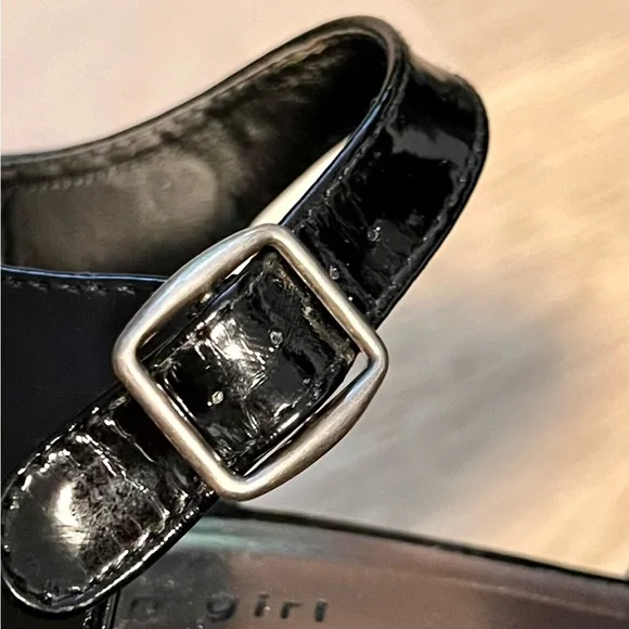 Madden Girl Platform Sandals - Picture 9 of 11